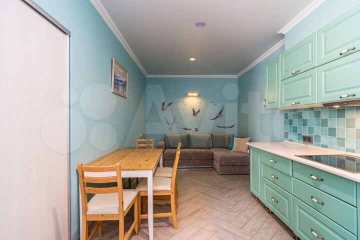 2-к. квартира, 55 м², 2/4 эт.