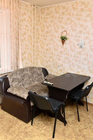 2-к. квартира, 65 м², 9/9 эт.