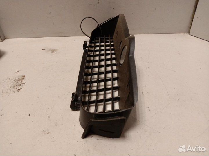 Решетка в бампер Volkswagen golf III/vento (1991-1