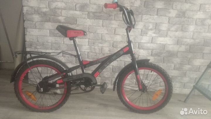 Детский велосипед Stels Pilot 130 18 с доп.колесам