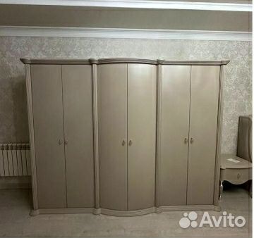 Спальный гарнитур