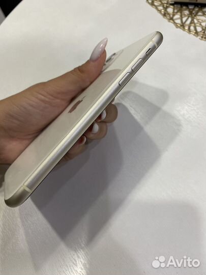 Телефон iPhone 11 128 gb