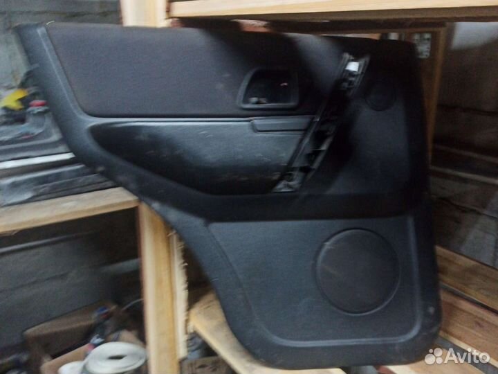 Обшивка двери задняя левая Freelander 1