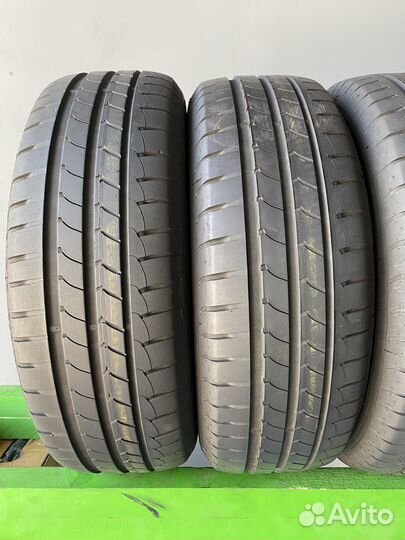 Goodyear EfficientGrip 195/60 R16