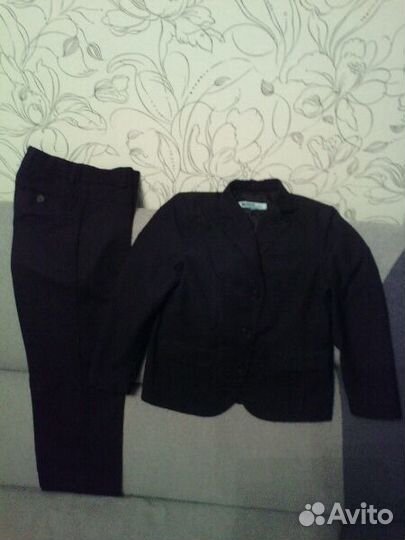 2 костюма и рубашки