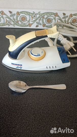 Утюг дорожный