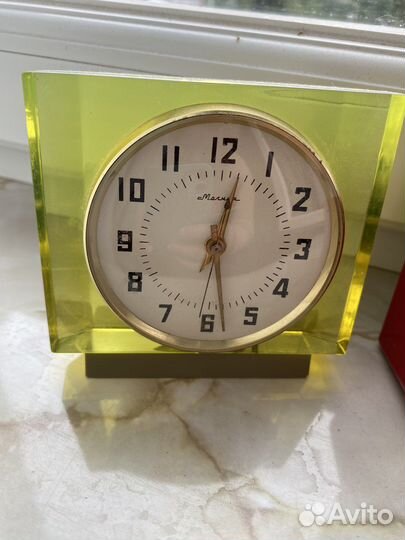 Настольные часы молния СССР