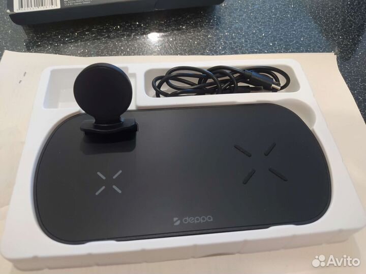 Зарядная станция 3 в 1