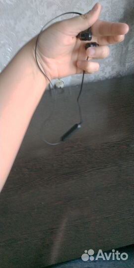 Продаю наушники проводные новые хорошие