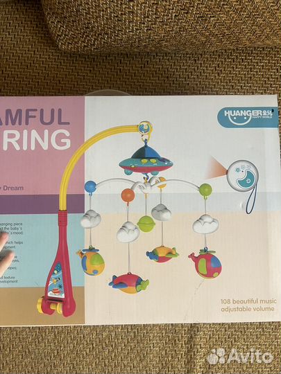 Мобиль в кроватку музыкальный
