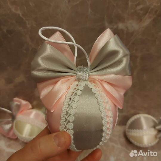 Новогодние шары на елку