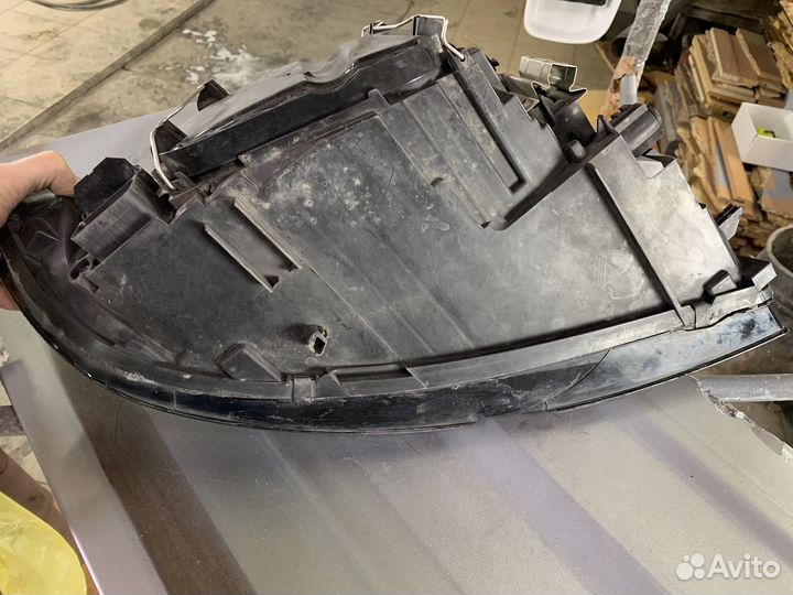 Фара передняя левая volvo c30