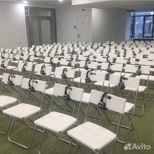 Аренда стульев, столов, кресел, диванов, мебели