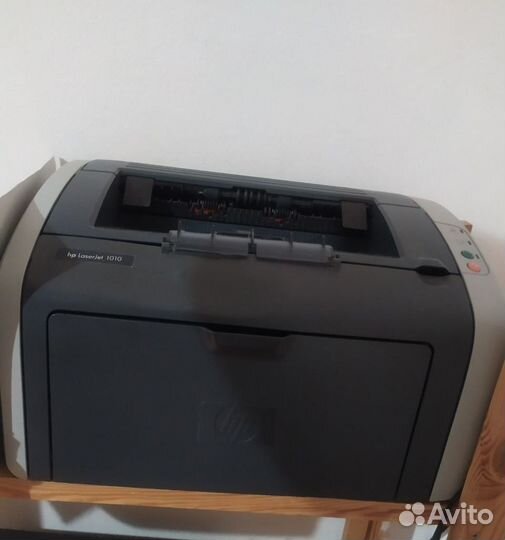 Принтер hp LaserJet 1010