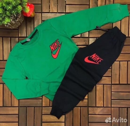 Костюм на мальчика рост 140,146