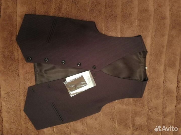 Жилетка для мальчика школьная 140