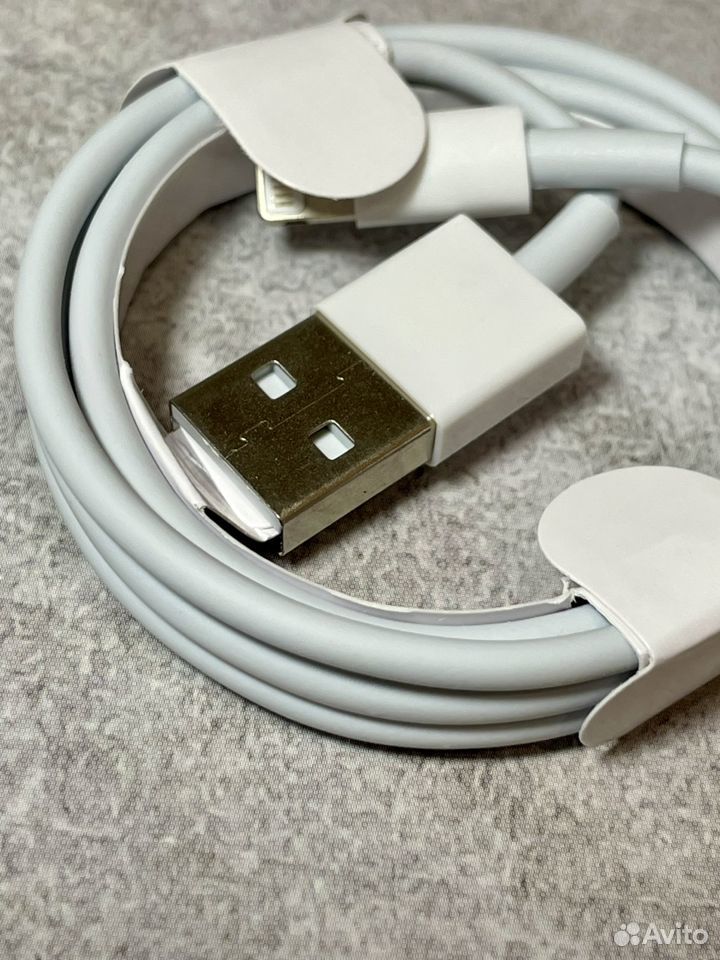 Кабель USB - Lightning