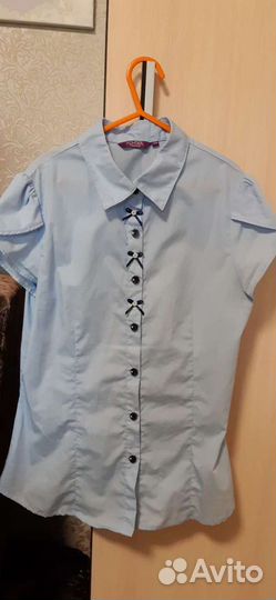 Блузка школьная в отличном состоянии