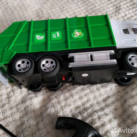 Машинка на пульте