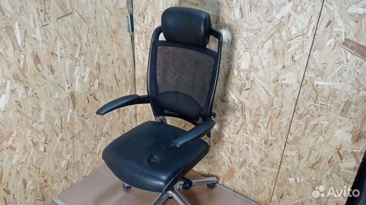 Элитное кресло нат.кожа Chairman Ergo 281 хром б/у