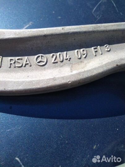 Рычаг подвески верхний задний Mercedes-Benz