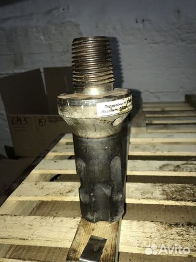 Переходник бнс 130/50 байонет (хвостовик) боковая