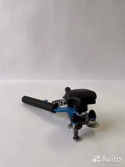 Машинки закаточные для масляных бутылок. Пермь