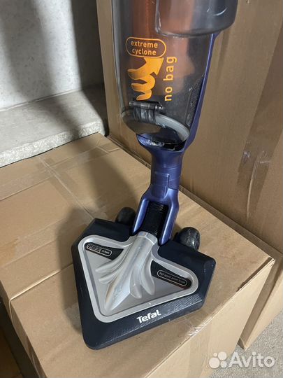 Вертикальный беспроводной пылесос Tefal Air Force