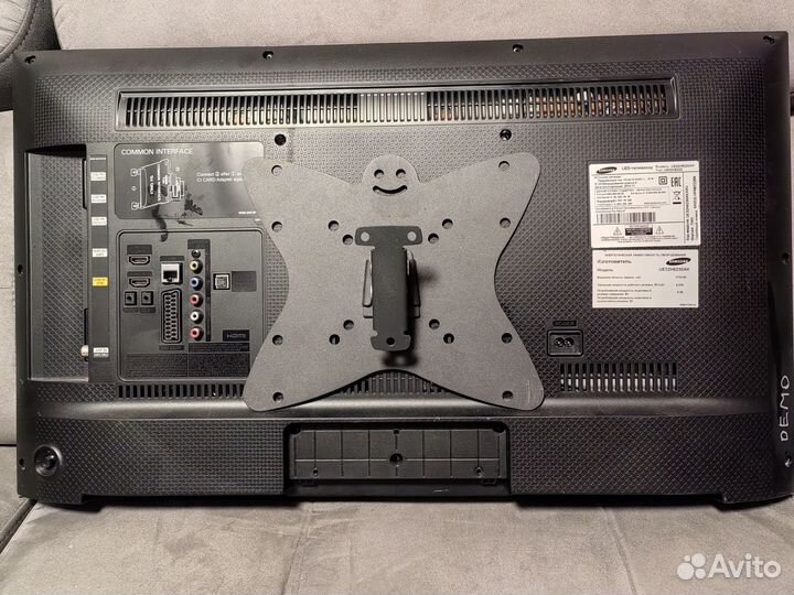 Телевизор 32 со SMART tv