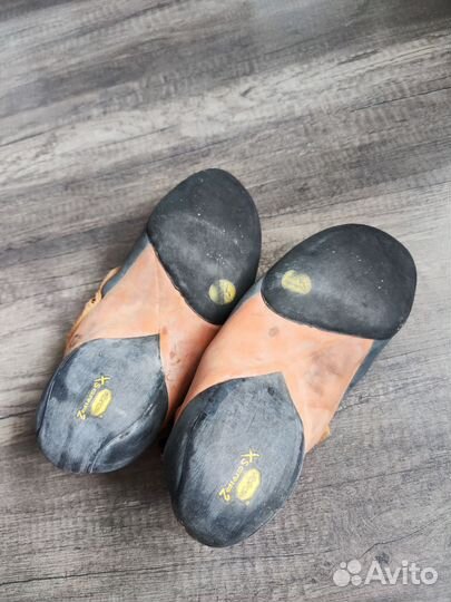 Скальные туфли La Sportiva 44 размер