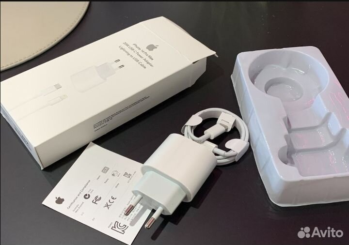 Зарядка iPhone, Айфон