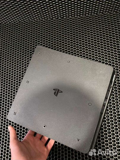 Sony PS4 slim + 500 игр
