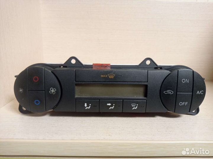 Блок управления климатом ford
