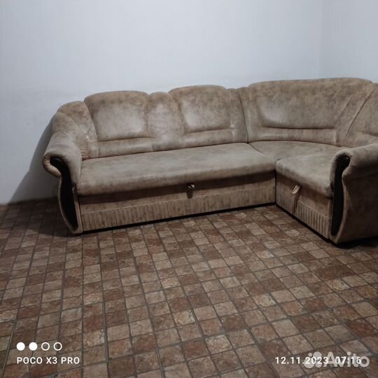 Диван угловой