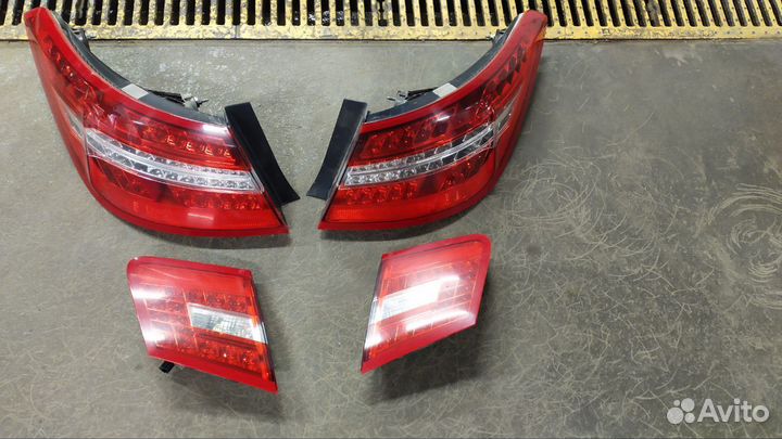 Фонари задние Mercedes E250 W207 2010 дорест