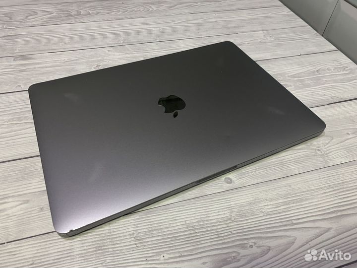 MacBook Pro 13