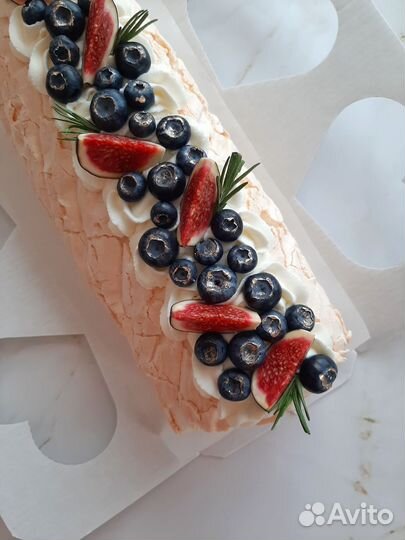 Меренговый рулет