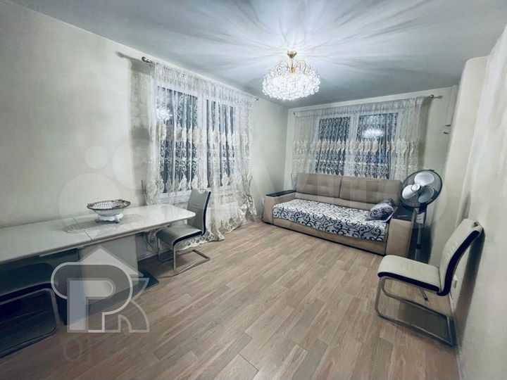 3-к. квартира, 70,4 м², 18/25 эт.