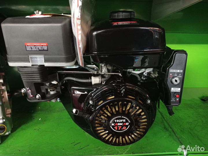 Двигатель бензиновый 17 л.с. с электростартером