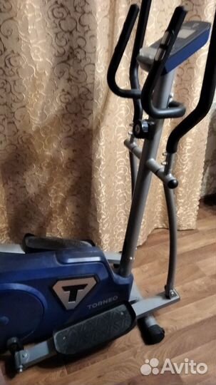 Эллиптический тренажер torneo с 320