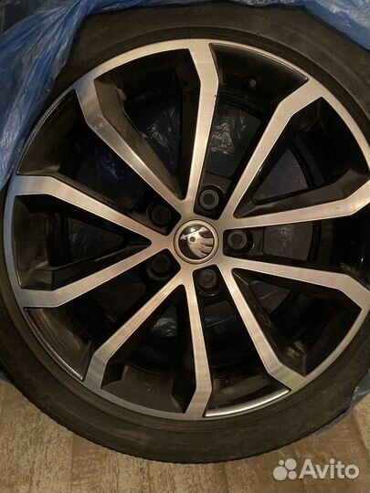 Оригинальные Шкода Литые диски r17