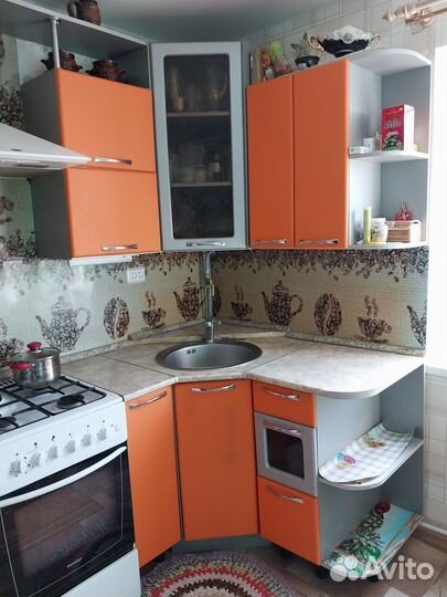 Продам кухонный гарнитур бу