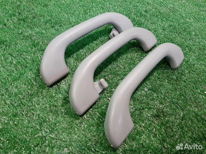 Ручка потолочная (комплект) Mitsubishi Carisma 20