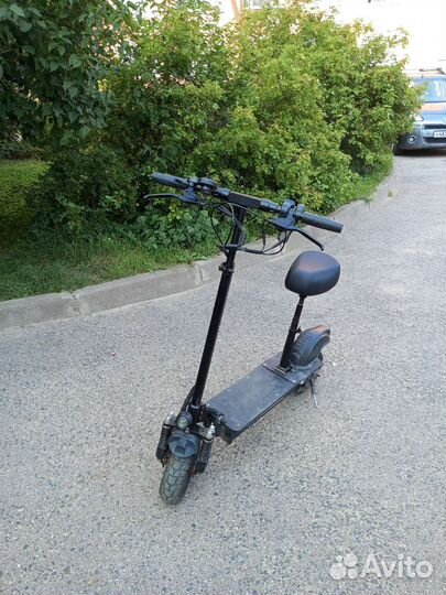 Самокат взрослый электрический