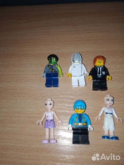 Lego minifigures