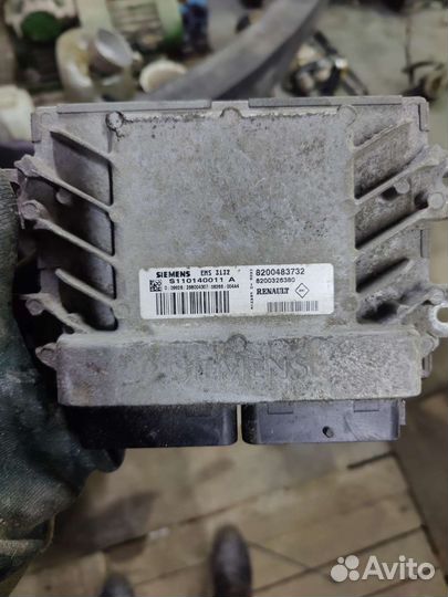 Эбу Renault Logan 1.6 8кл