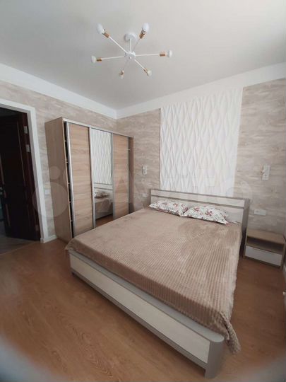 2-к. квартира, 70 м², 6/8 эт.