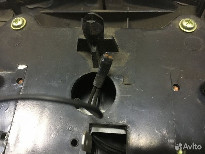 Накладка рулевого колеса Киа Спектра