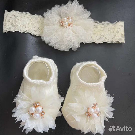 Пинетки и повязка на голову