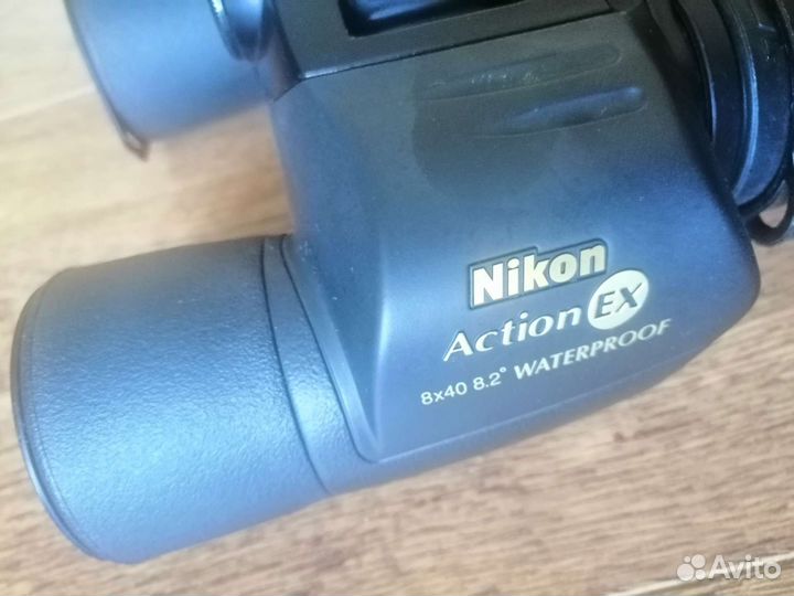 Бинокль Nikon 8x40 EX